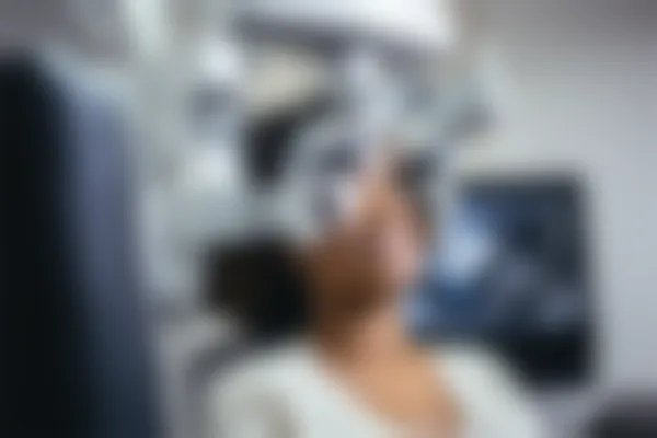 郑州顺美医疗美容门诊部腹部吸脂手术现价6800元起，原价8000元起，助您实现良好蜕变！