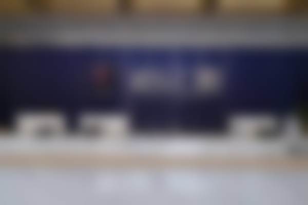 11. 贵港柏乐口腔门诊部24小时电话服务