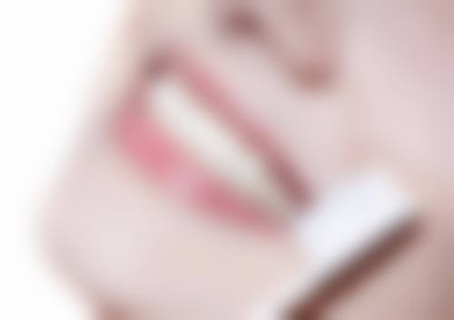 如何避免牙齿美白仪带来的伤害？专精指导特别关键