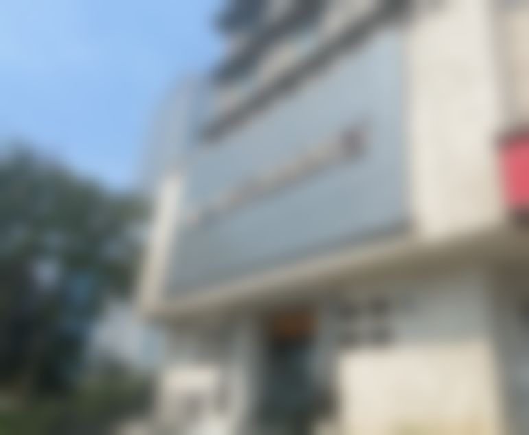 种植牙价格参考：维乐美口腔收费贵吗？