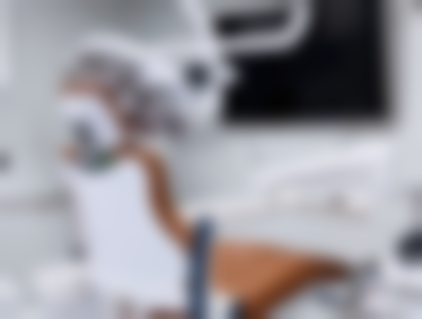 山东日照微笑口腔医院庞杰医生靠谱吗?种植资质与技术全解析