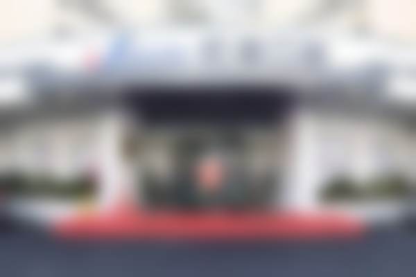 八、青岛优诺口腔医院(南京路店)收费价格表