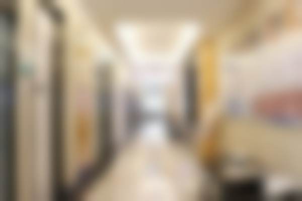 裴成