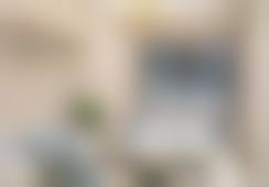 二、胡蕴绮医生执业背景与任职经历