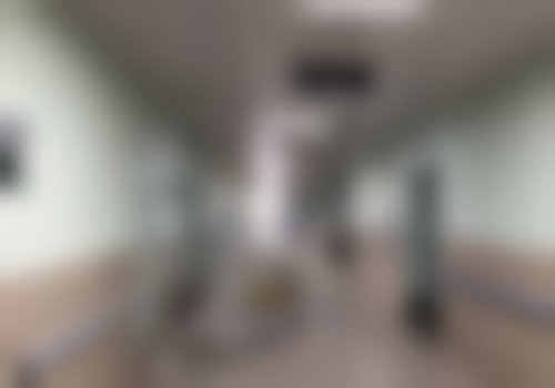 (2)眼底病治疗医生